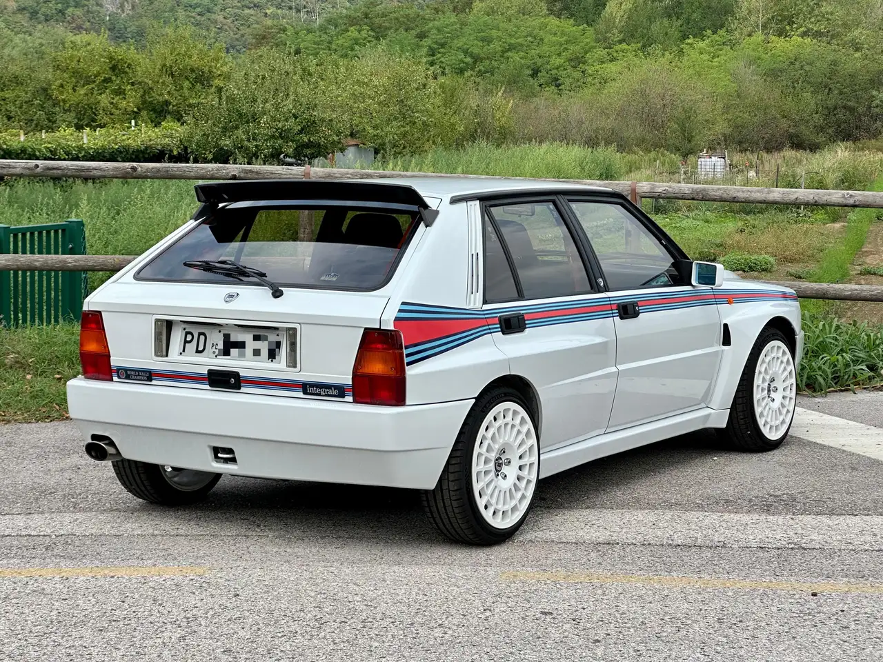 Lancia Delta 2.0 16v HF Integrale Evoluzione Replica Martini 5, foto 3