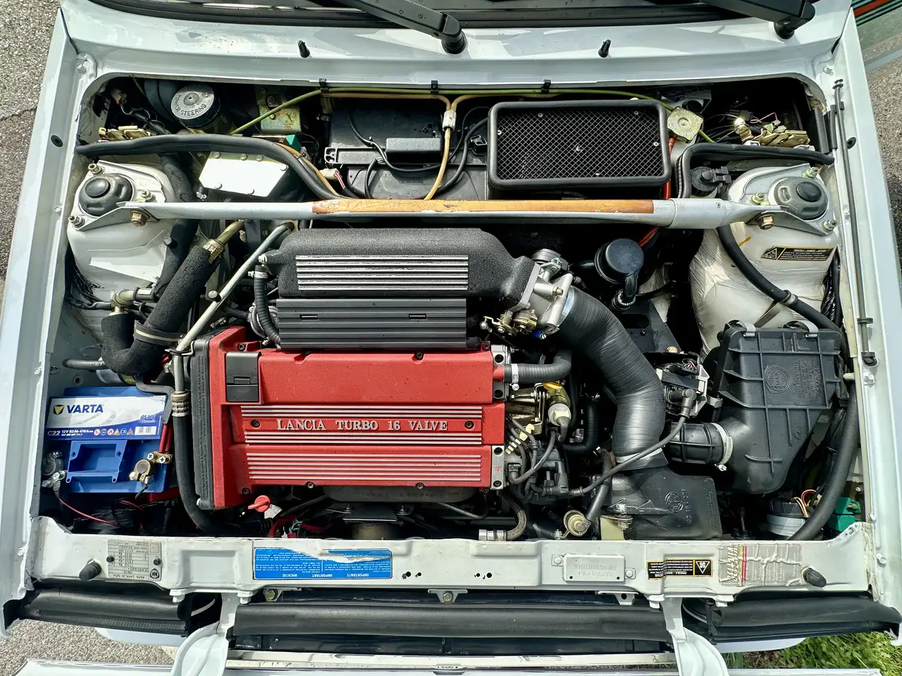 Lancia Delta 2.0 16v HF Integrale Evoluzione Replica Martini 5, foto 12