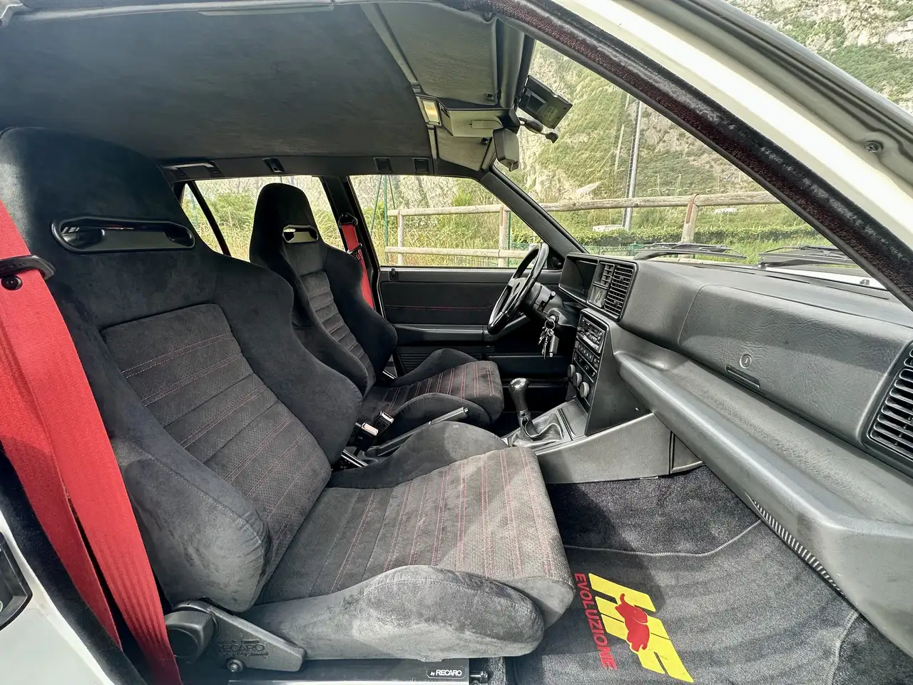 Lancia Delta 2.0 16v HF Integrale Evoluzione Replica Martini 5, foto 7