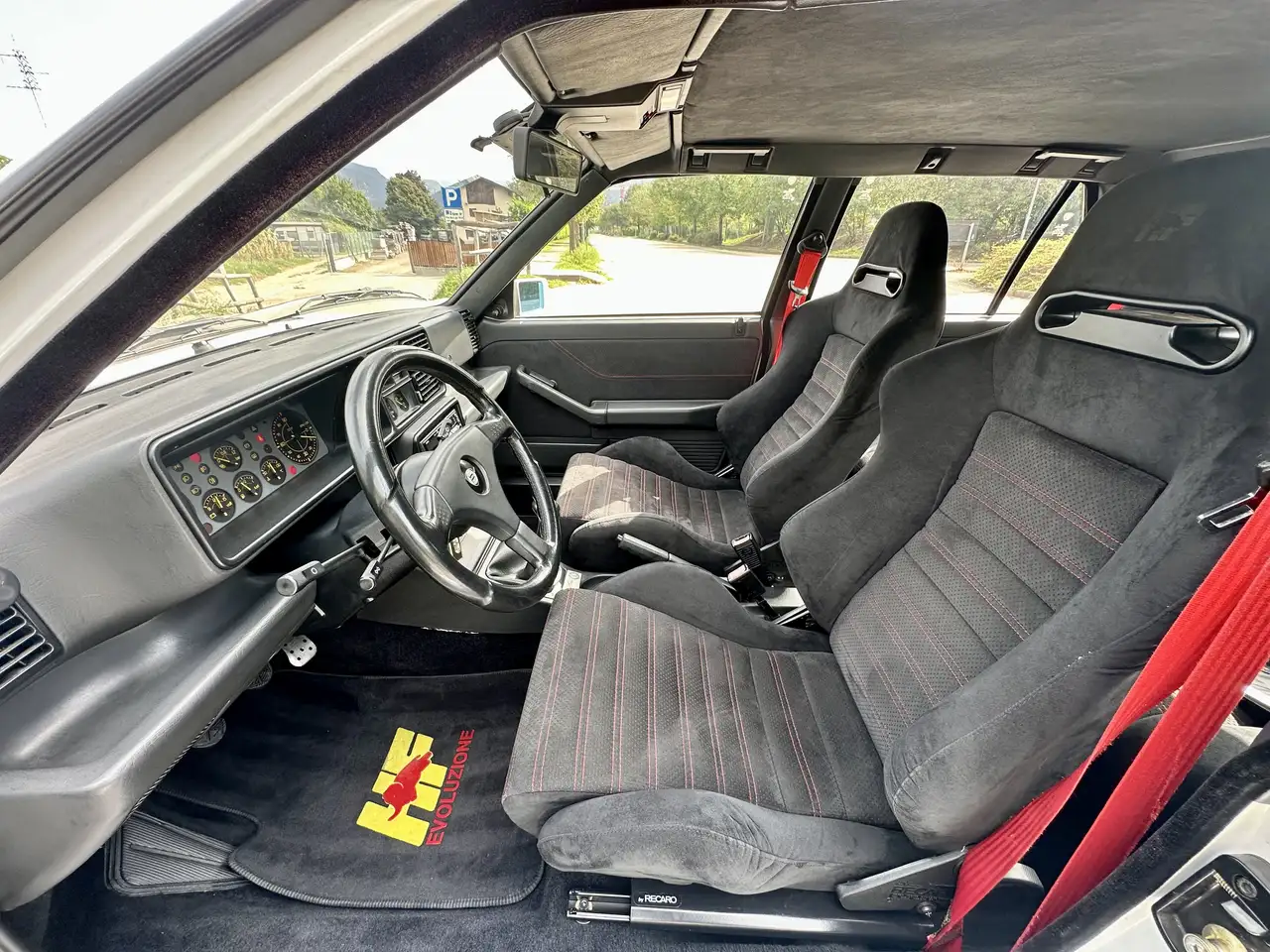 Lancia Delta 2.0 16v HF Integrale Evoluzione Replica Martini 5, foto 8