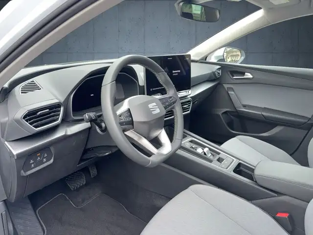 Seat Leon view 9