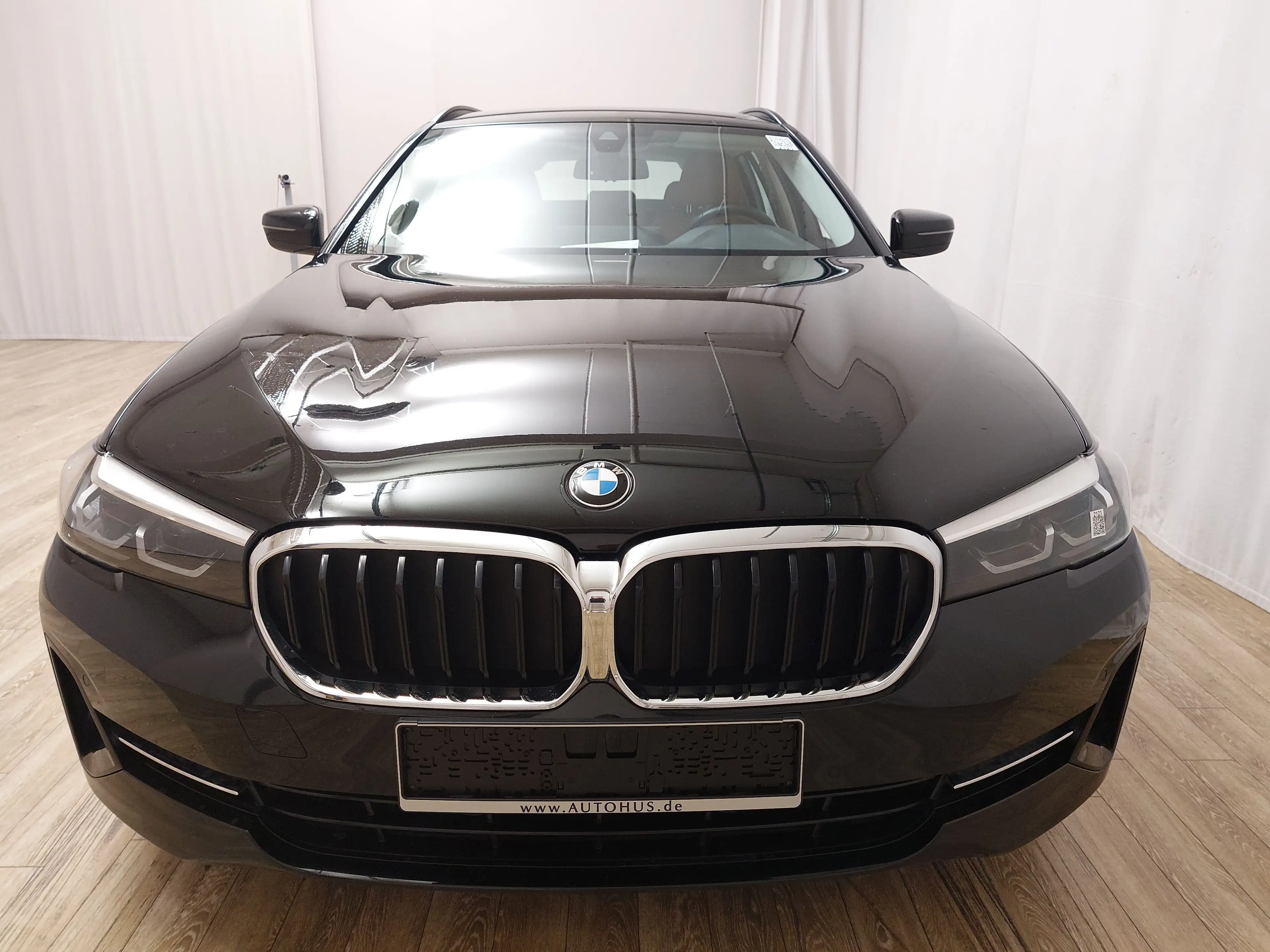 BMW 530 dA Touring xDr Leder Navi LED LC prof. RFK — photo 9
