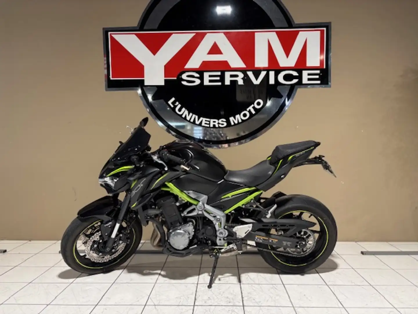 Kawasaki Z 900 Noir - 2