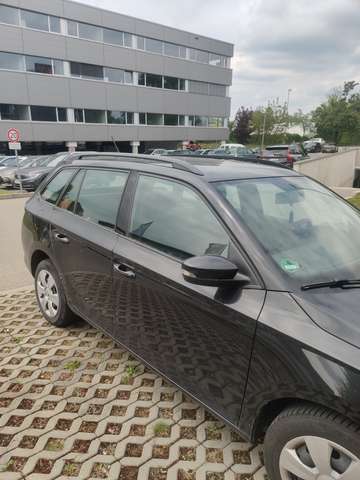 Imagine Skoda Fabia Fabia Combi 1.0 MPI Active