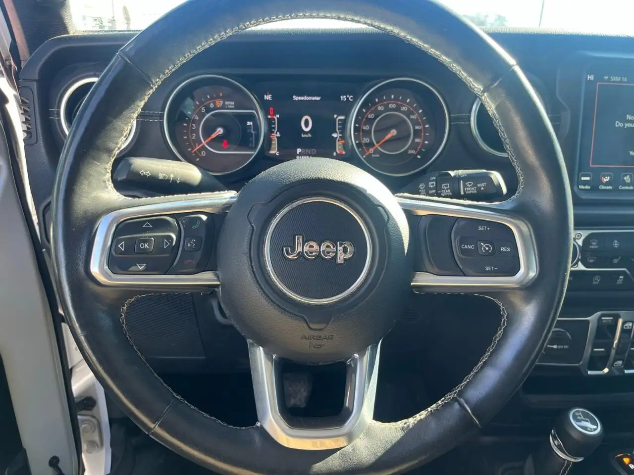 Jeep Wrangler снимка Jeep Wrangler