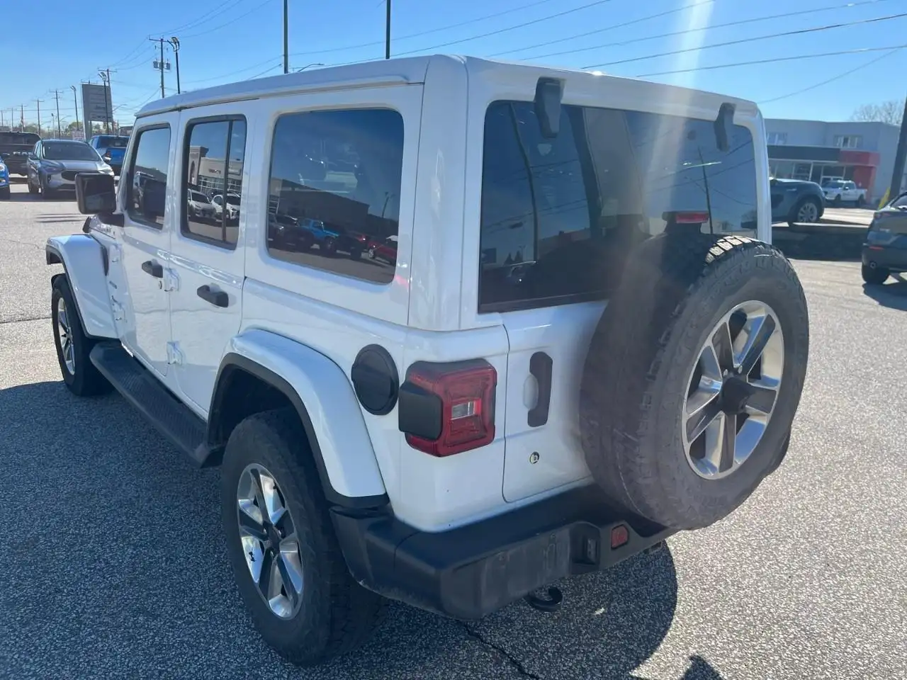 Jeep Wrangler снимка Jeep Wrangler