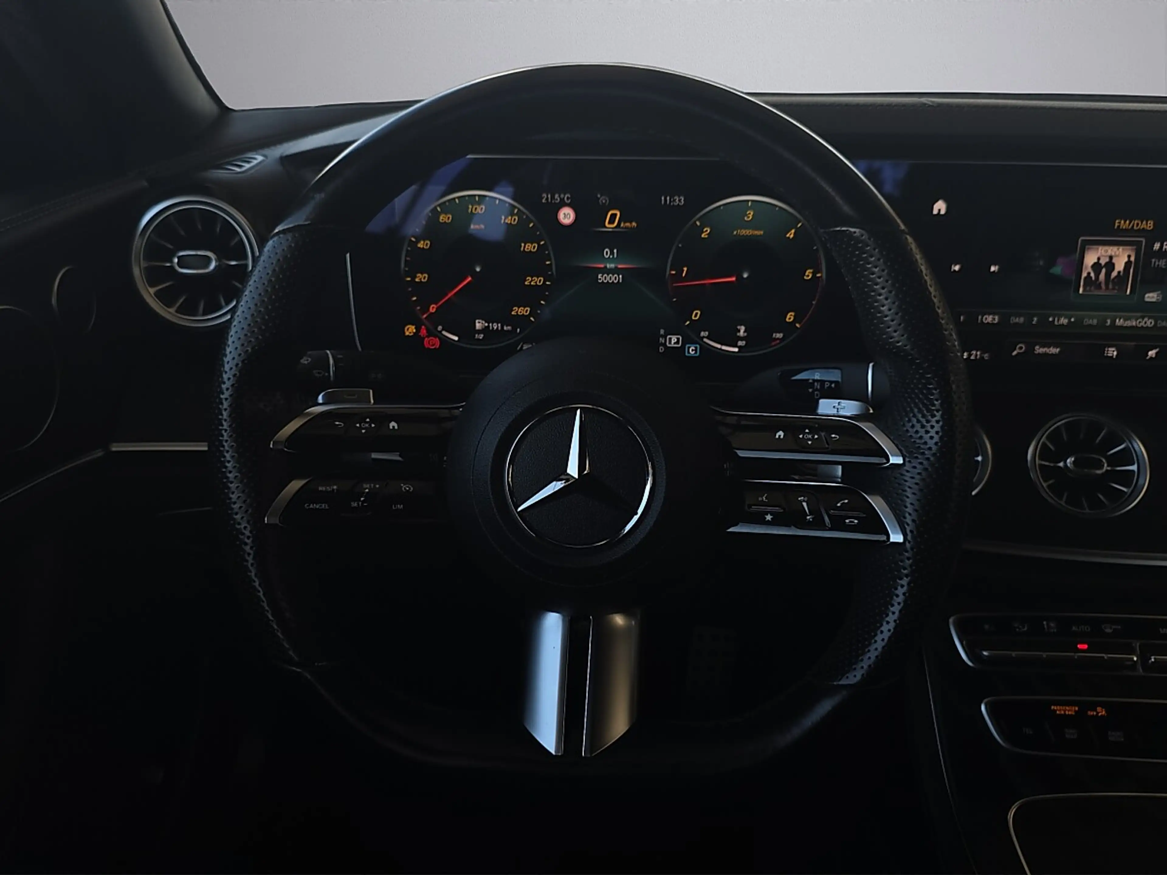 Mercedes-Benz E 220 d 4Matic Cabrio AMG SPORT*AIRSCARF/MULTIBEAM* — photo 13