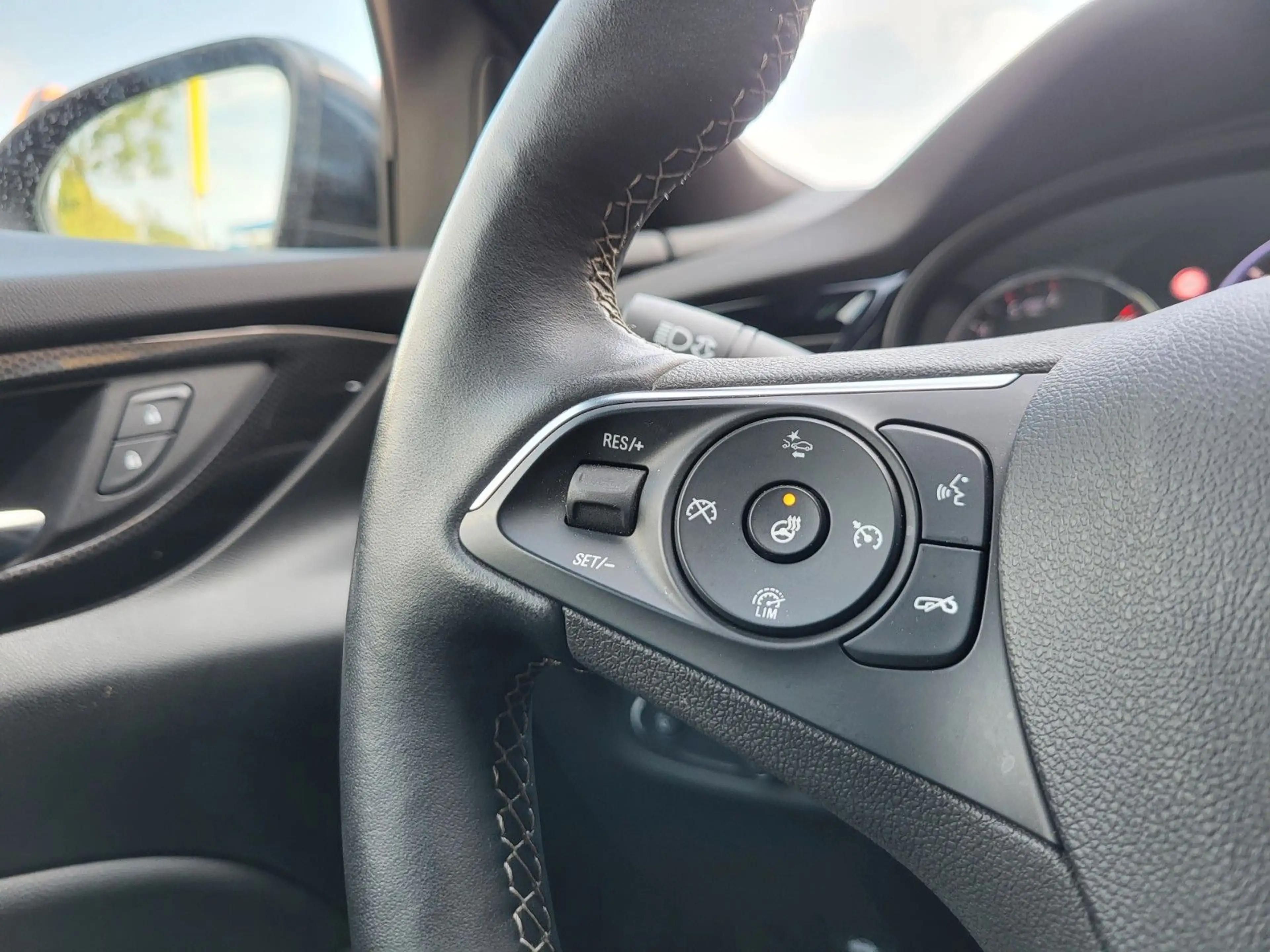 Opel Insignia B ST"Premium Elegance"Massage/Pixel-LED — photo 11