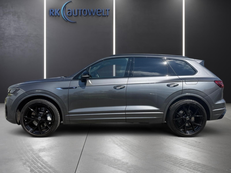 Volkswagen Touareg 3.0 V6 TSI eHybrid R 4Motion R-line El. Panodach — photo 6