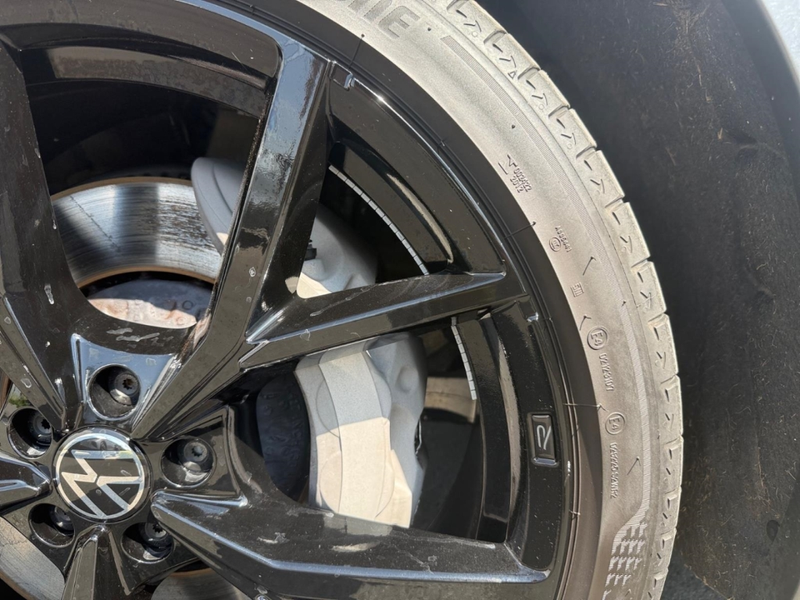 Volkswagen Touareg 3.0 V6 TSI eHybrid R 4Motion R-line El. Panodach — photo 9