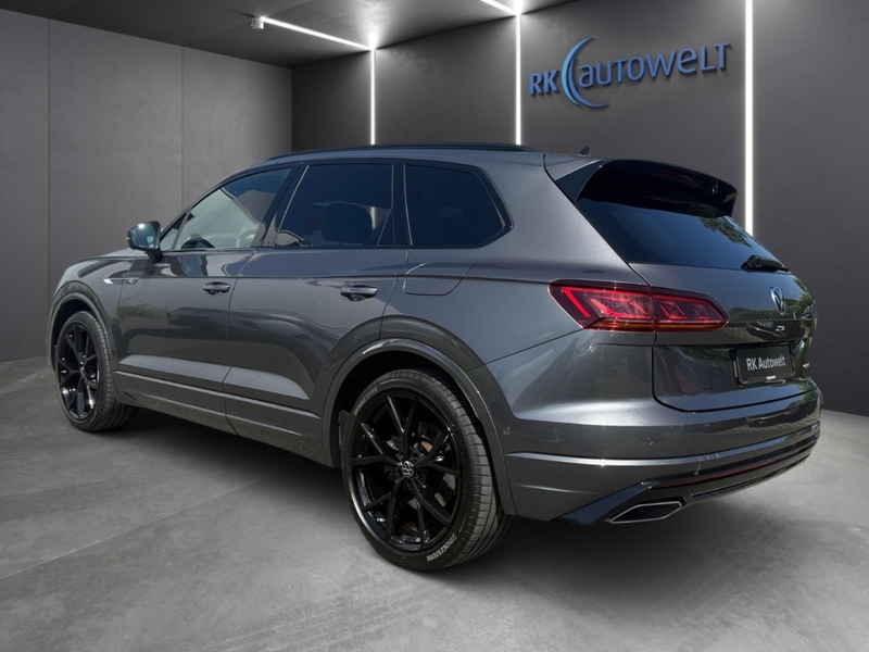 Volkswagen Touareg 3.0 V6 TSI eHybrid R 4Motion R-line El. Panodach — photo 5