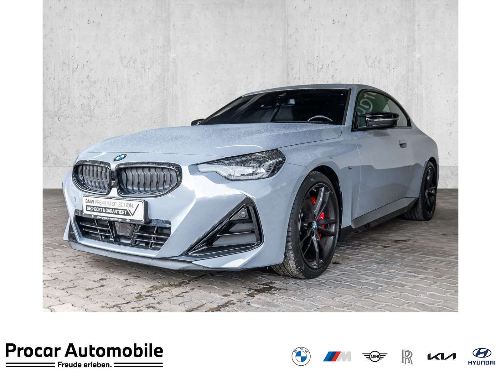 2023 BMW 240M