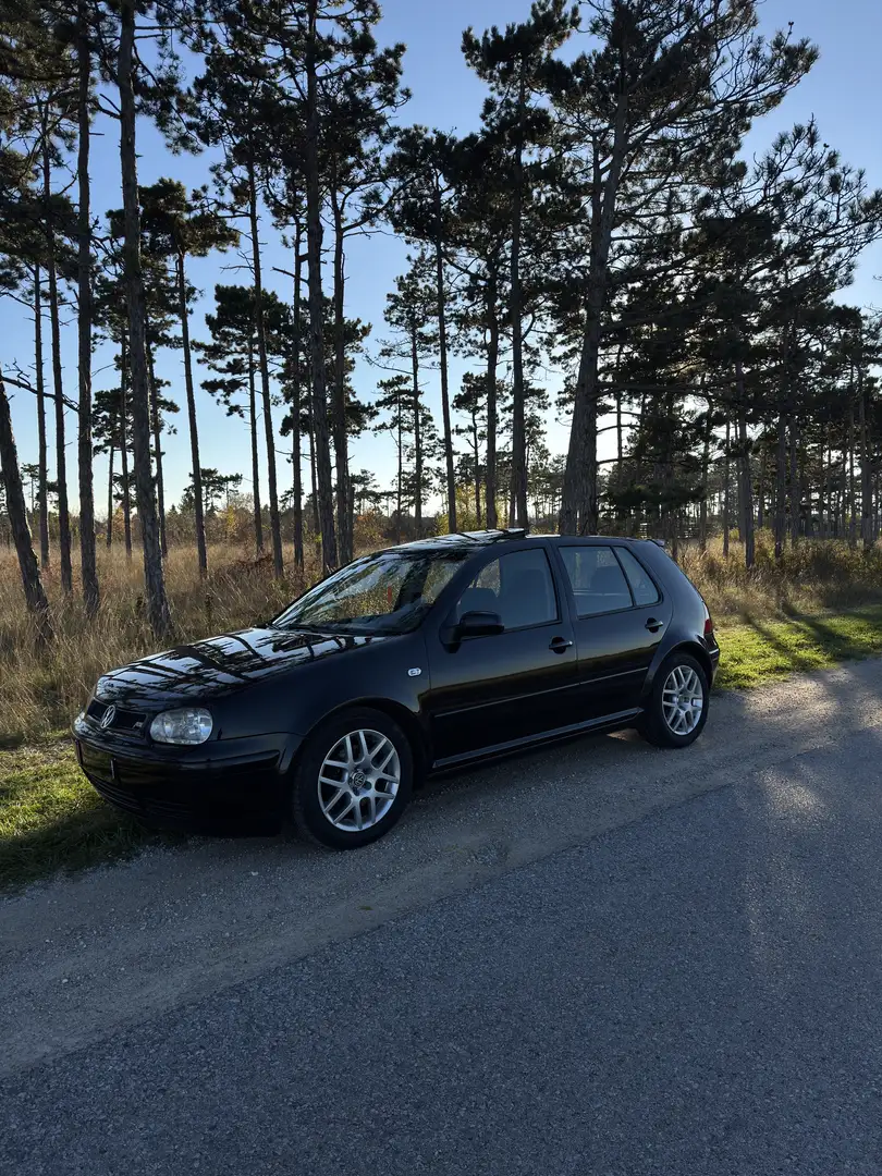 Volkswagen Golf GTI 1.8 Turbo Zwart - 1