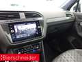 Volkswagen Tiguan 2.0 TDI DSG 4Mo. R-Line BLACK STYLE PANO KAMERA AH Grau - thumbnail 16