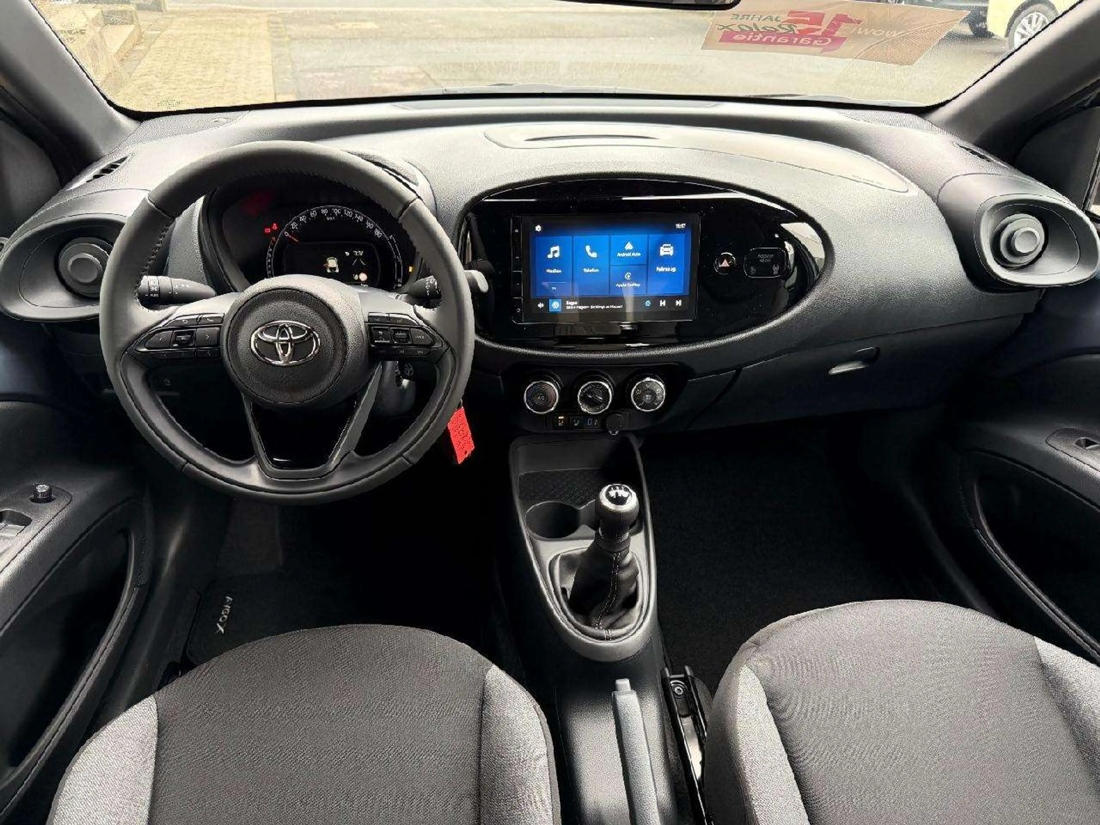 Toyota Aygo X 1.0 L BUSINESS EDITION 5 M/T ACC Kam. PDC — photo 10