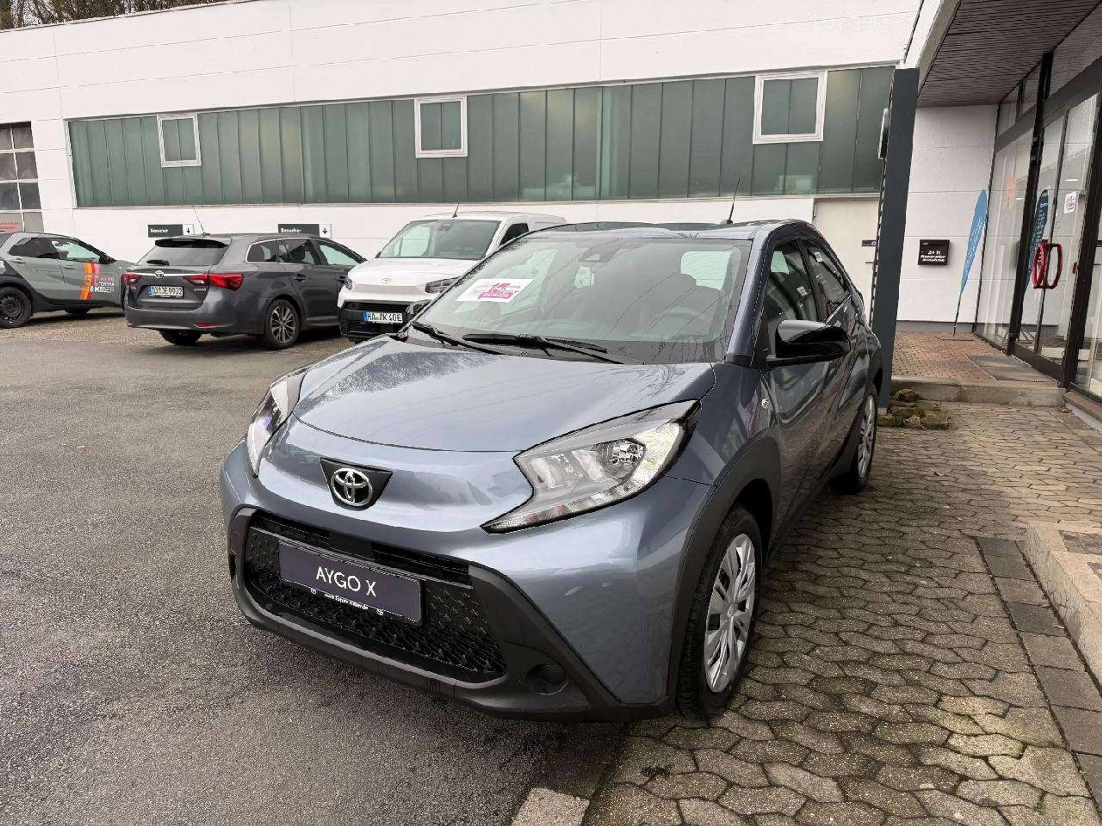 Toyota Aygo X 1.0 L BUSINESS EDITION 5 M/T ACC Kam. PDC — photo 2