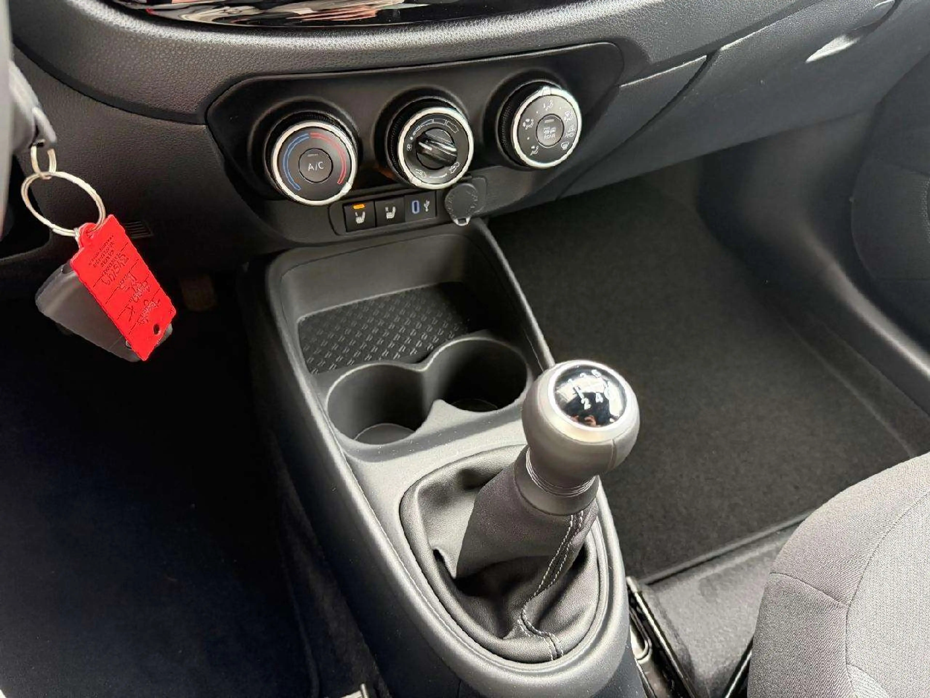 Toyota Aygo X 1.0 L BUSINESS EDITION 5 M/T ACC Kam. PDC — photo 14