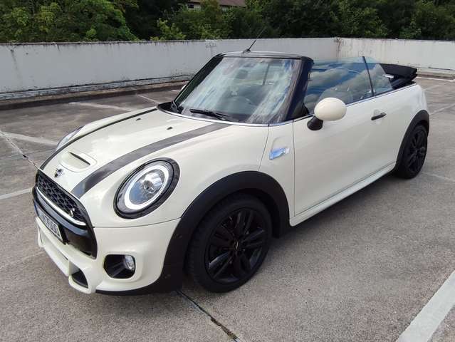 Imagine MINI Cooper S Cabrio Mini Cooper S Cabrio