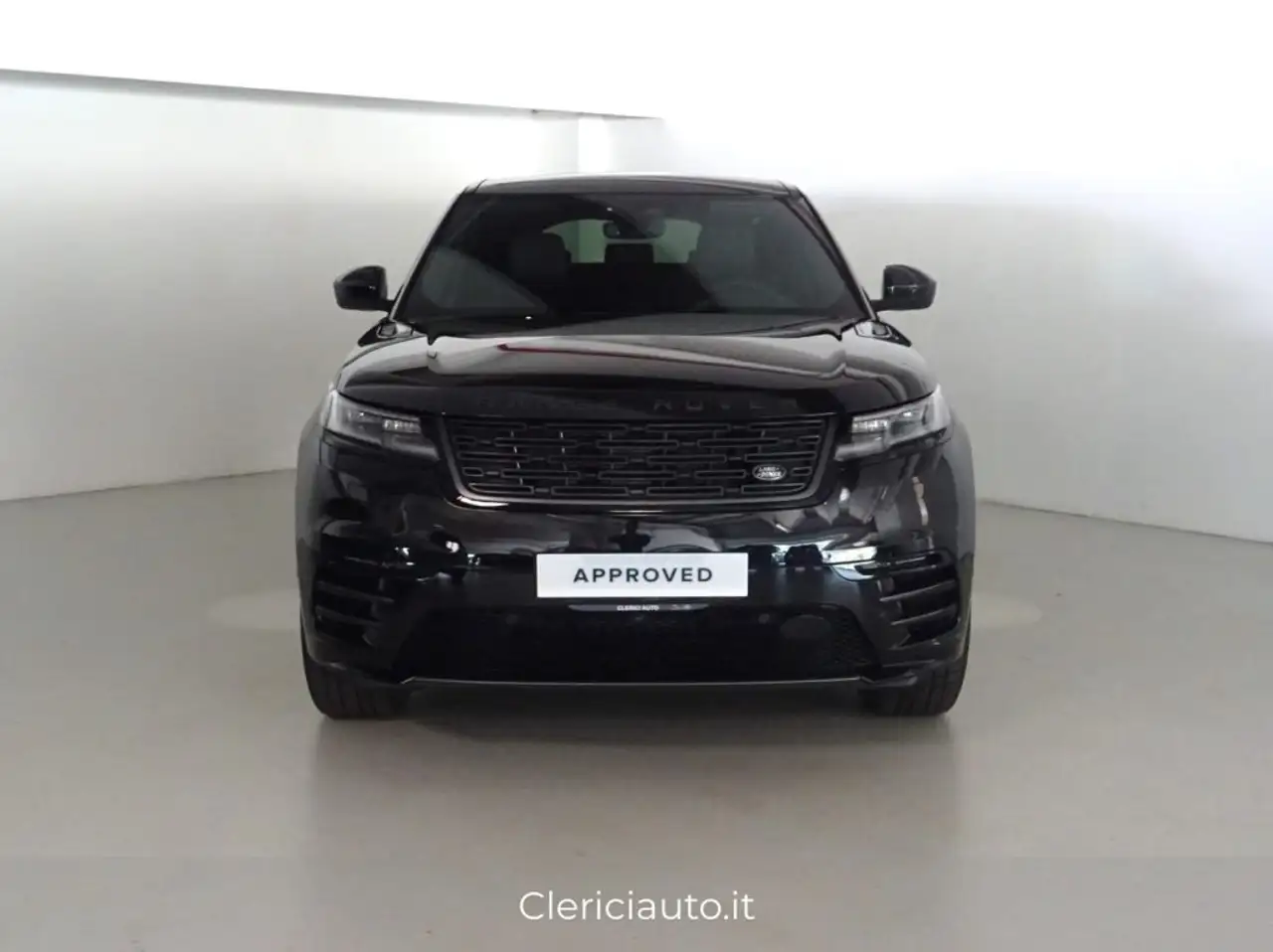 Land Rover Range Rover Velar 2026 — фото 8