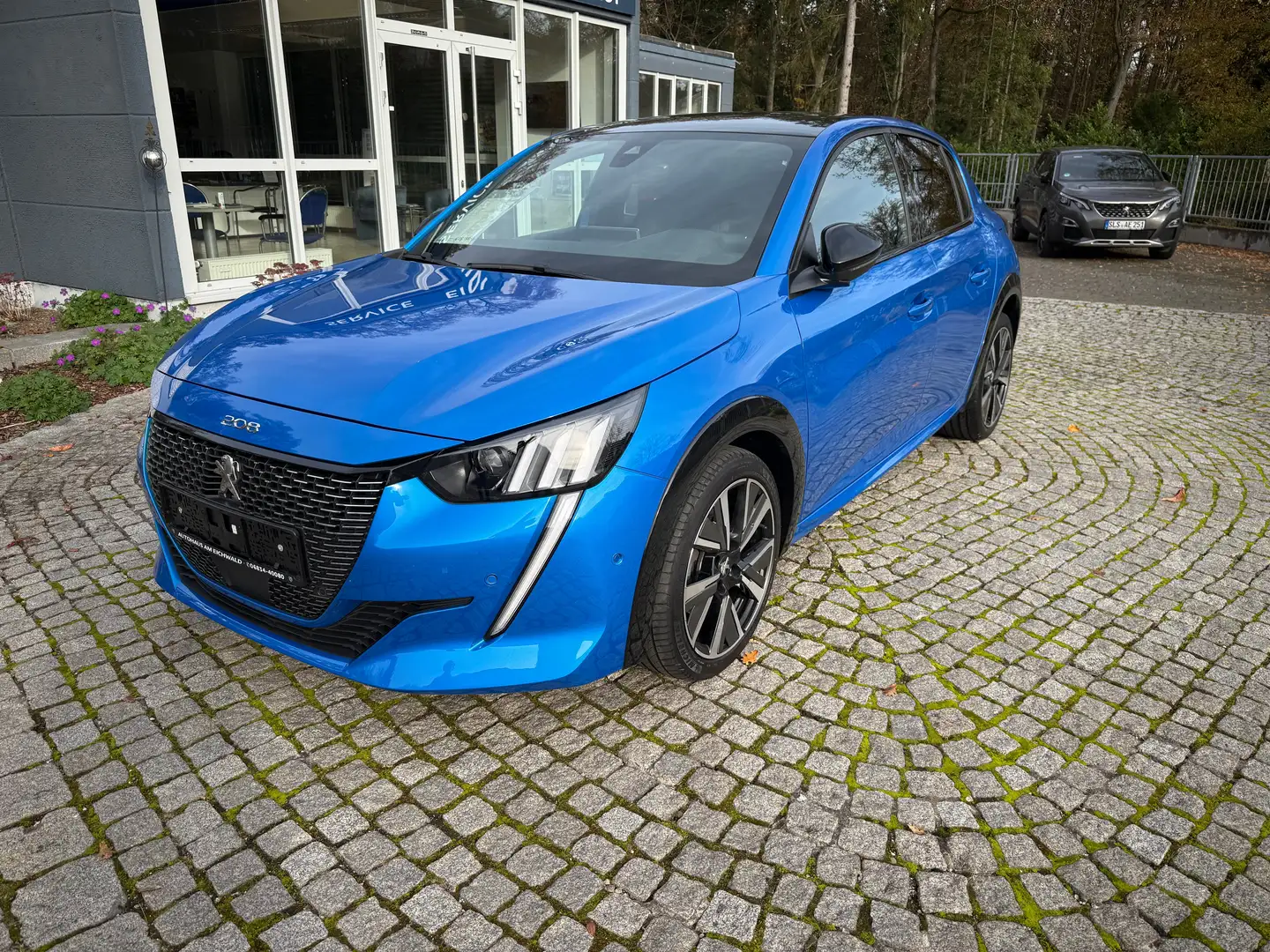 Peugeot 208 GT Blau - 1