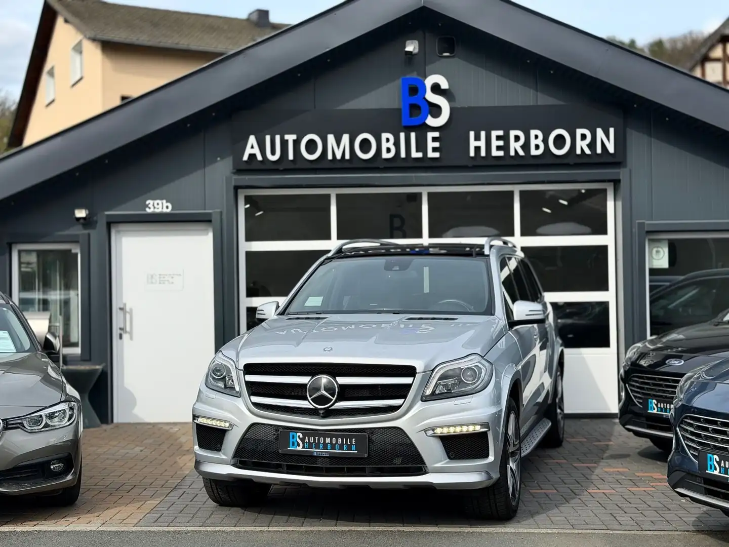 Mercedes-Benz GL 63 AMG GL63 AMG 4Matic/designo/360°/Pano/HK/Luft/Memory Silber - 1