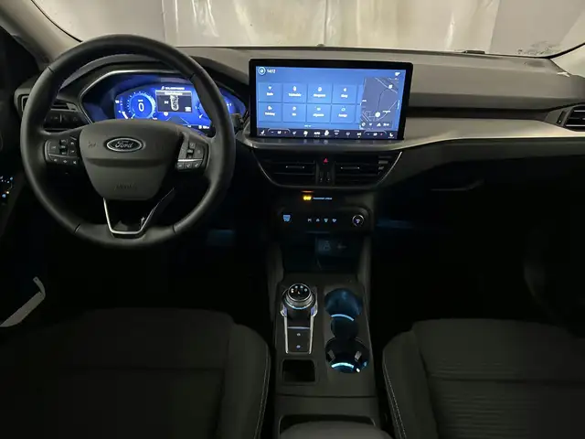 Ford Focus view 6