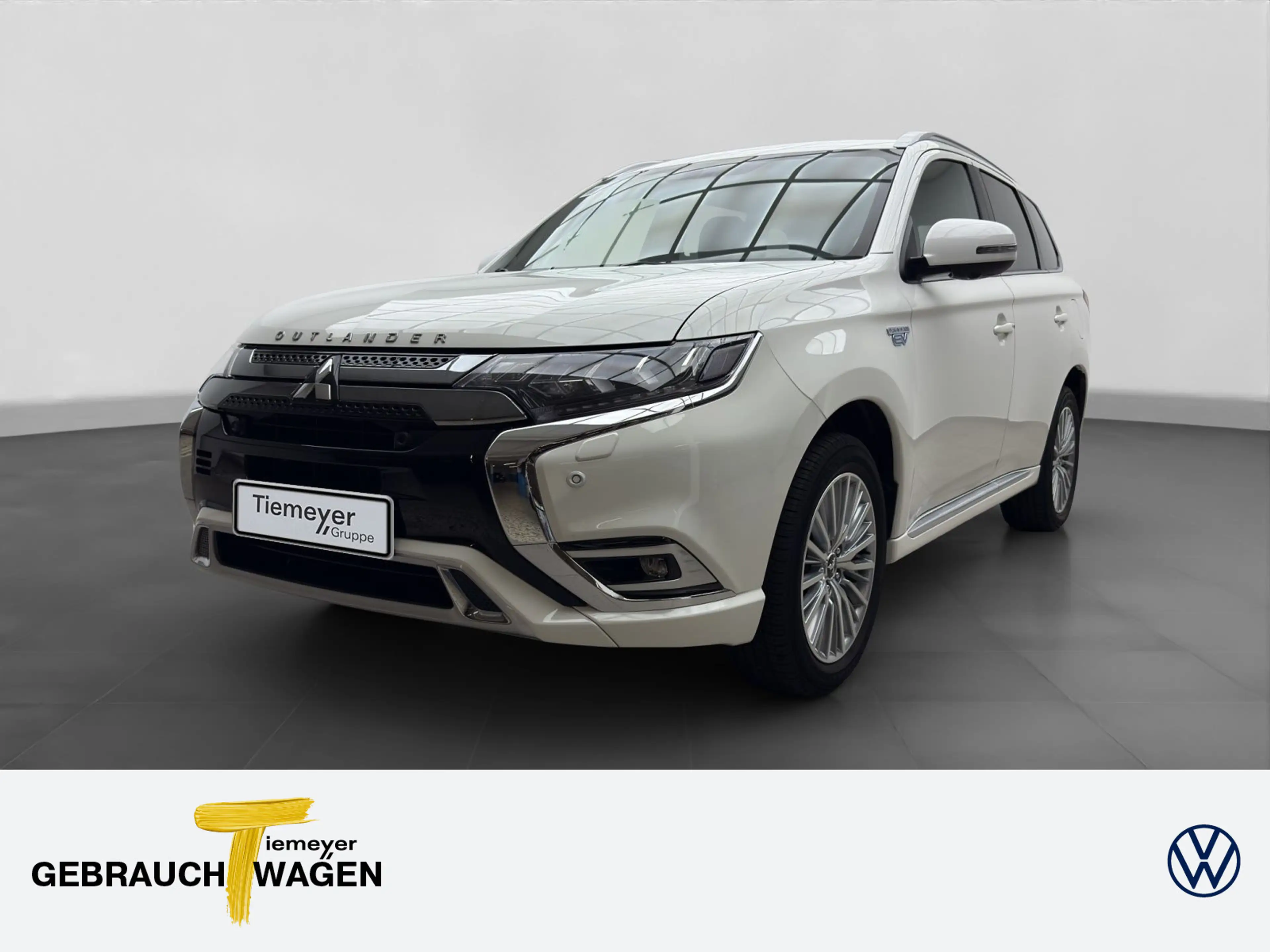 Mitsubishi Outlander 2.4 PHEV Plug-in Hybrid 4WD PLUS LEDER