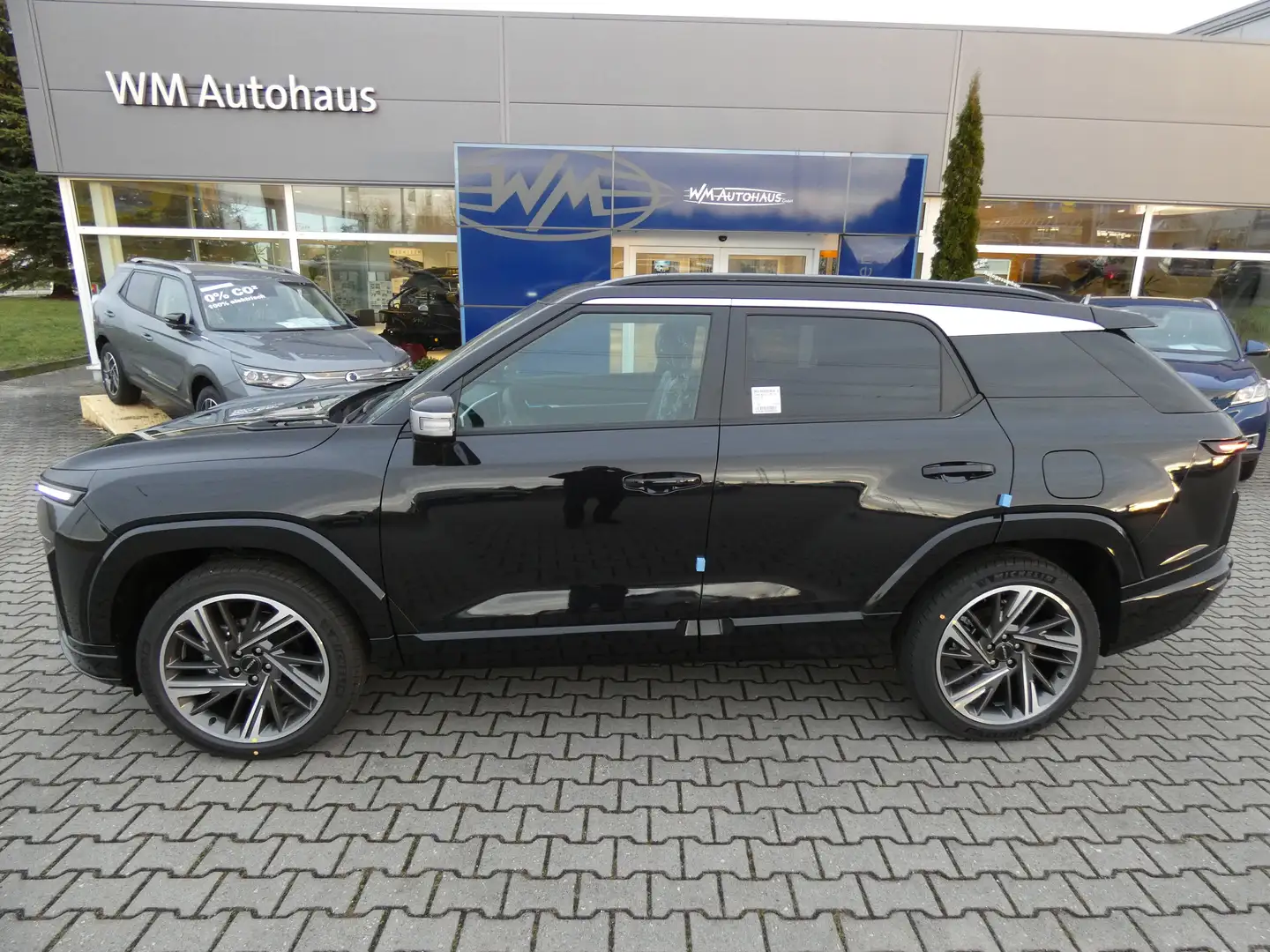 KGM Actyon 1.5T 2WD 6AT LED 20 Zoll PDC Leder Navi el.Heckkl. Schwarz - 2
