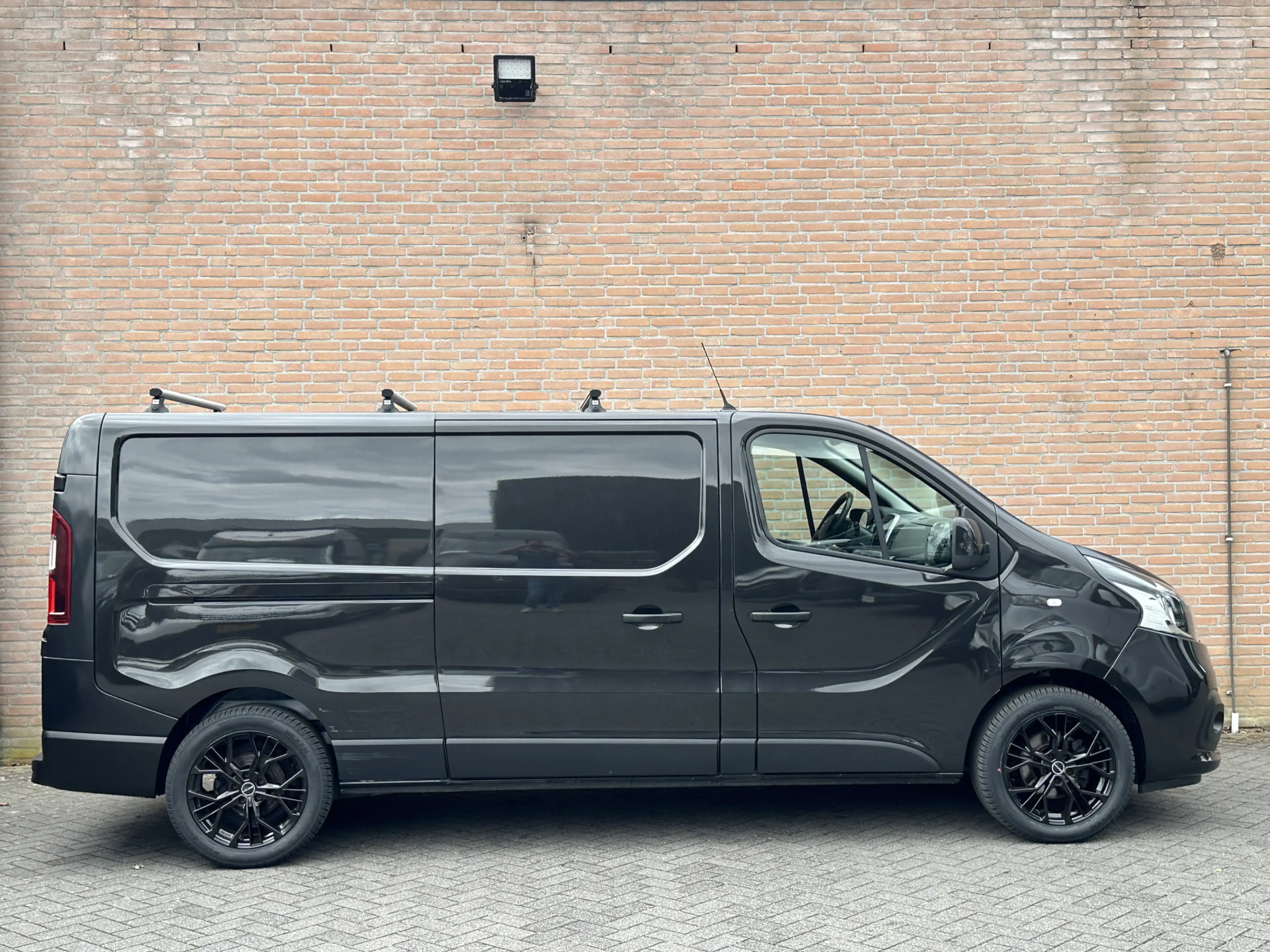 Nissan NV300 1.6dCi 125PK Lang Black Edition / Cruisecontrol / — photo 16