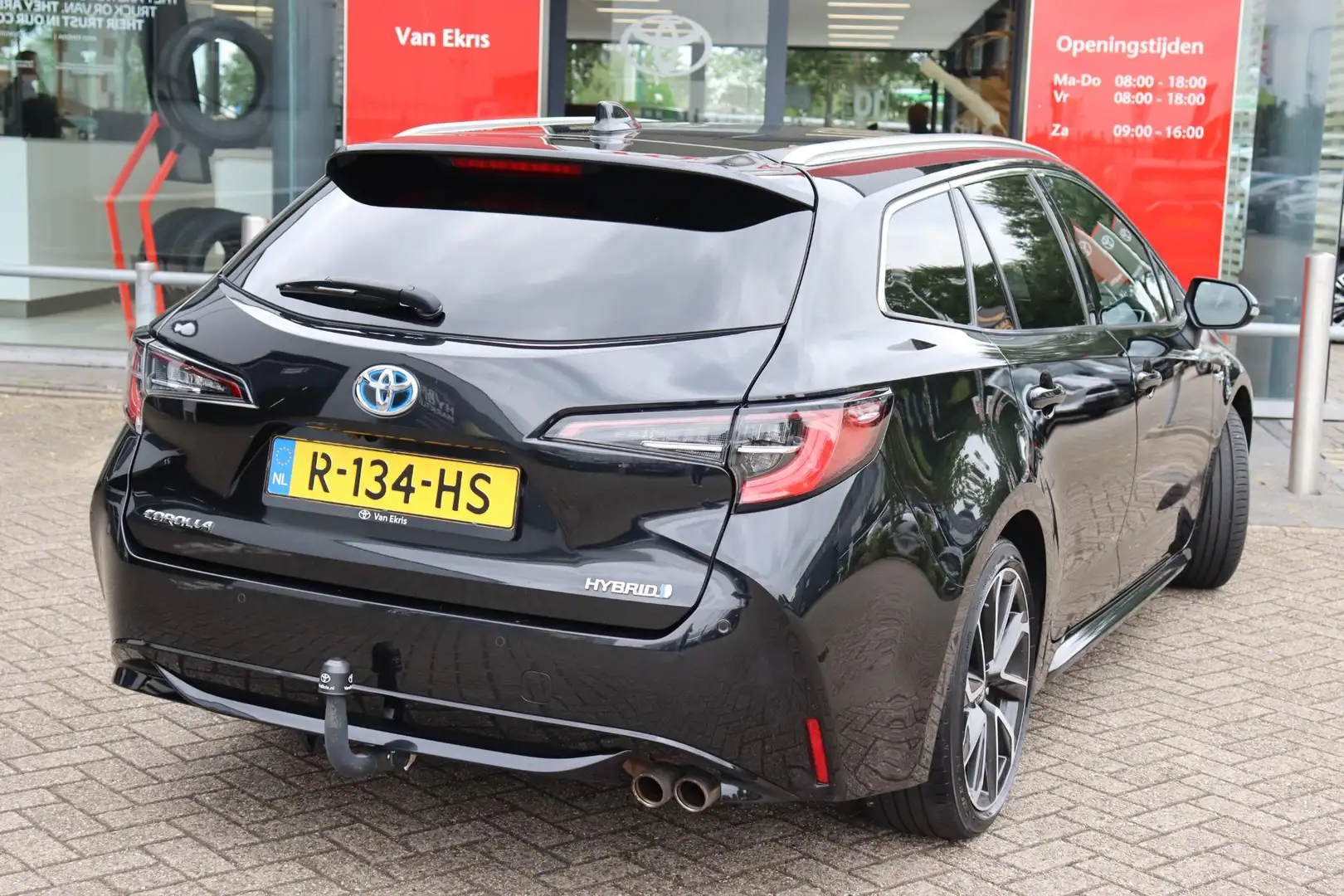 Toyota Corolla Touring Sports 2.0 Hybrid Executive, Trekhaak Noir - 2