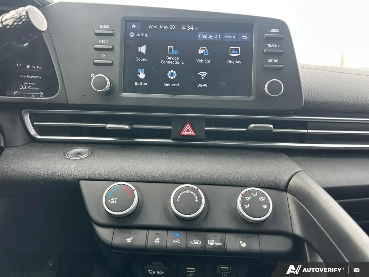Hyundai ELANTRA снимка Hyundai ELANTRA