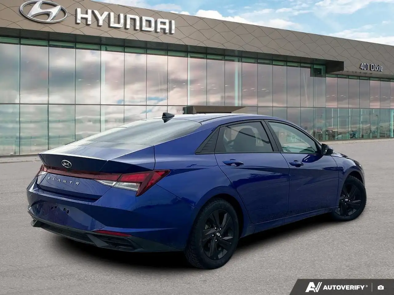 Hyundai ELANTRA снимка Hyundai ELANTRA