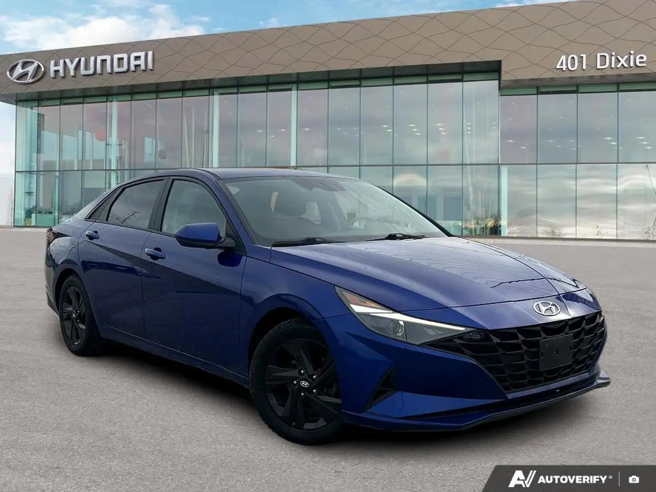 Hyundai ELANTRA снимка Hyundai ELANTRA