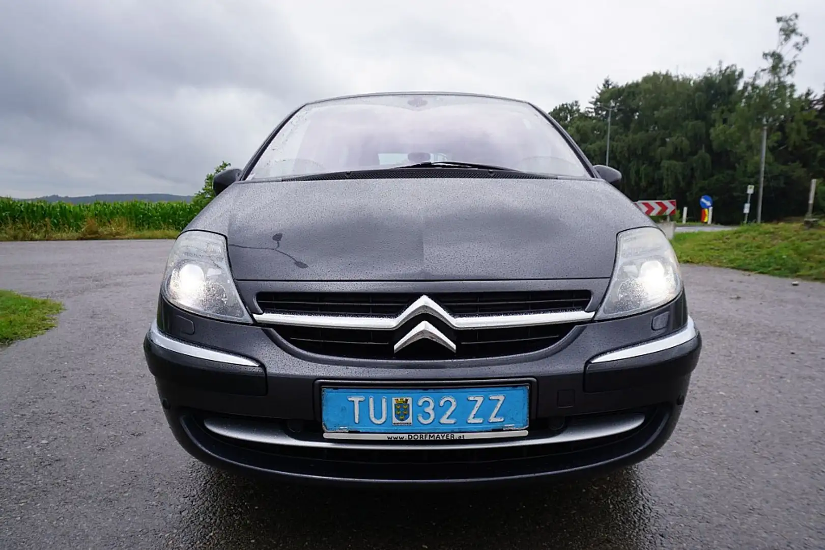 Citroen C8 2,0 HDi135 Seduction Grau - 1
