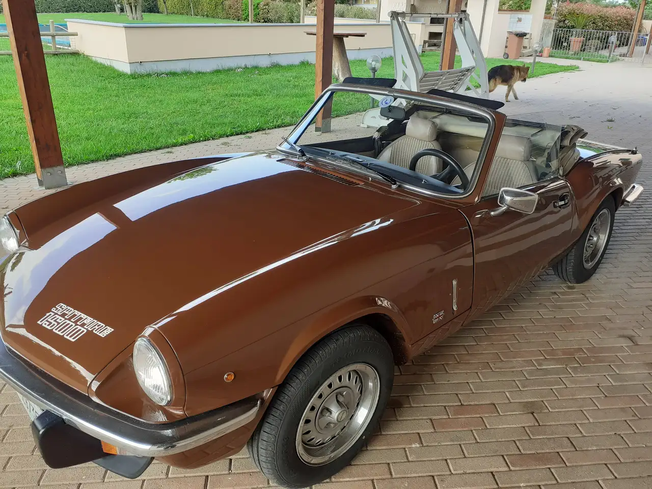 Triumph Spitfire 1500, foto 2