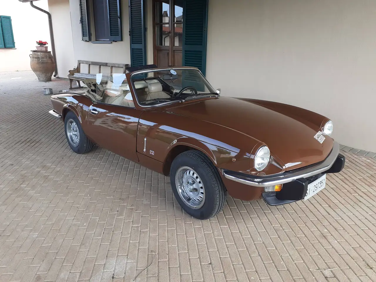 Triumph Spitfire 1500, foto 4