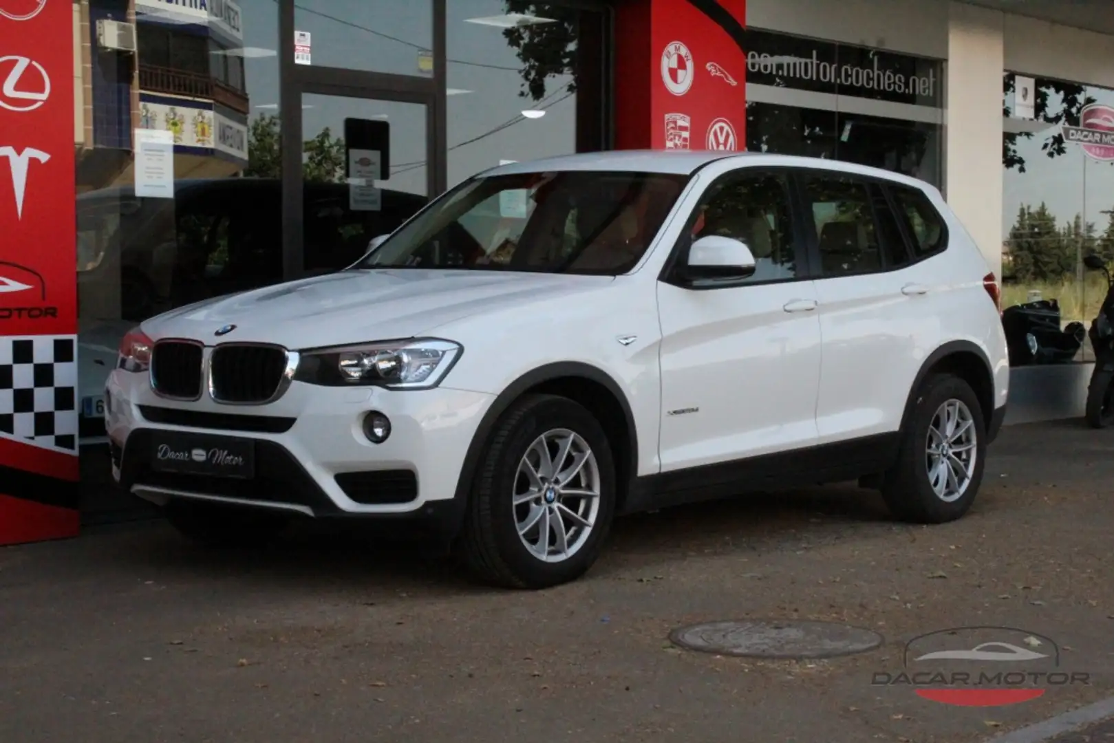 BMW X3 xDrive 20dA Wit - 2