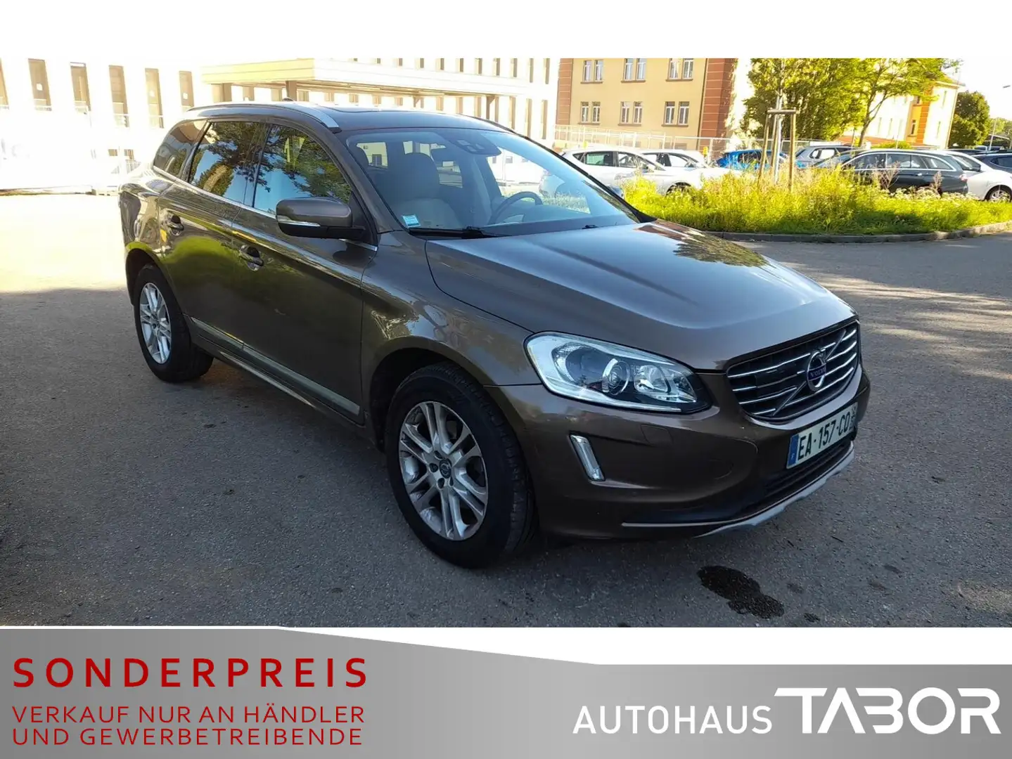 Volvo XC60 XC 60 D4 2WD Summum Geartr. AHK Leder Pano BiXen - 2