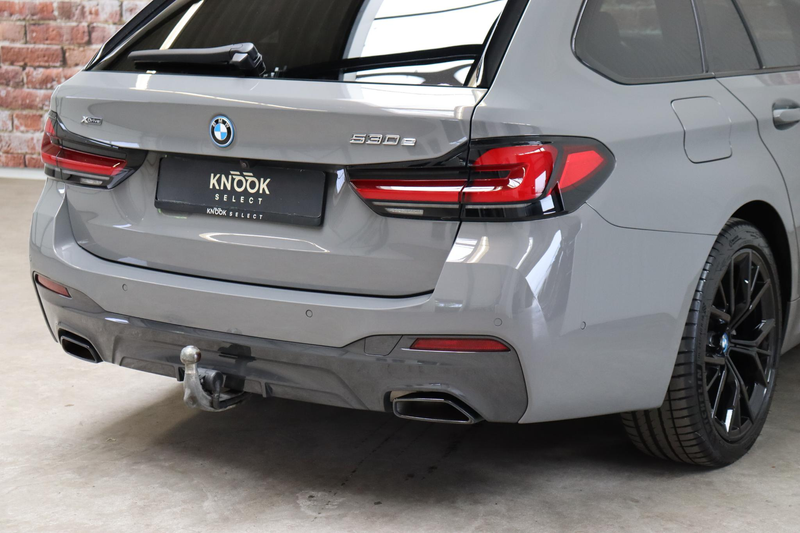 BMW 530 5-serie Touring 530e xDrive High Executive M Sport — photo 4