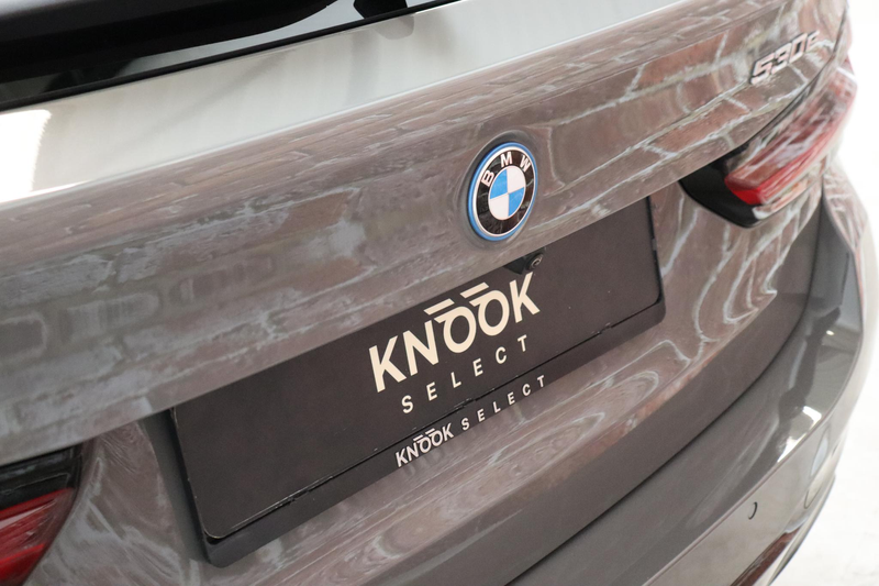 BMW 530 5-serie Touring 530e xDrive High Executive M Sport — photo 10