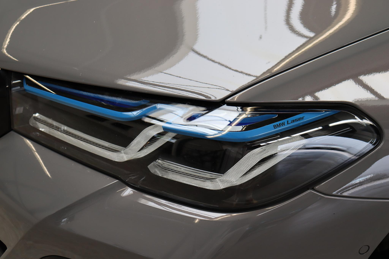 BMW 530 5-serie Touring 530e xDrive High Executive M Sport — photo 11