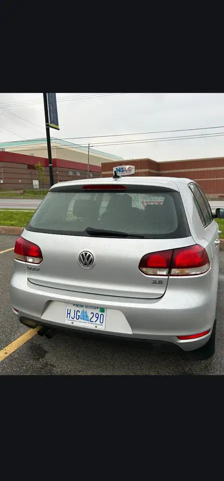 Volkswagen Golf photo Volkswagen Golf