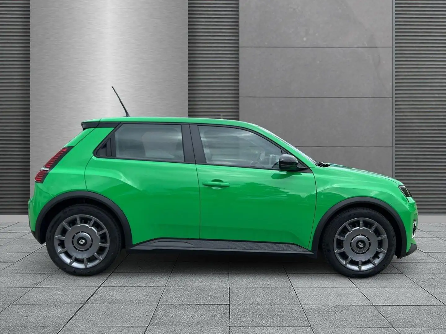 Renault R 5 Evolution CCS+SHZ+LED Electric 120 Urban Range ... Grün - 2