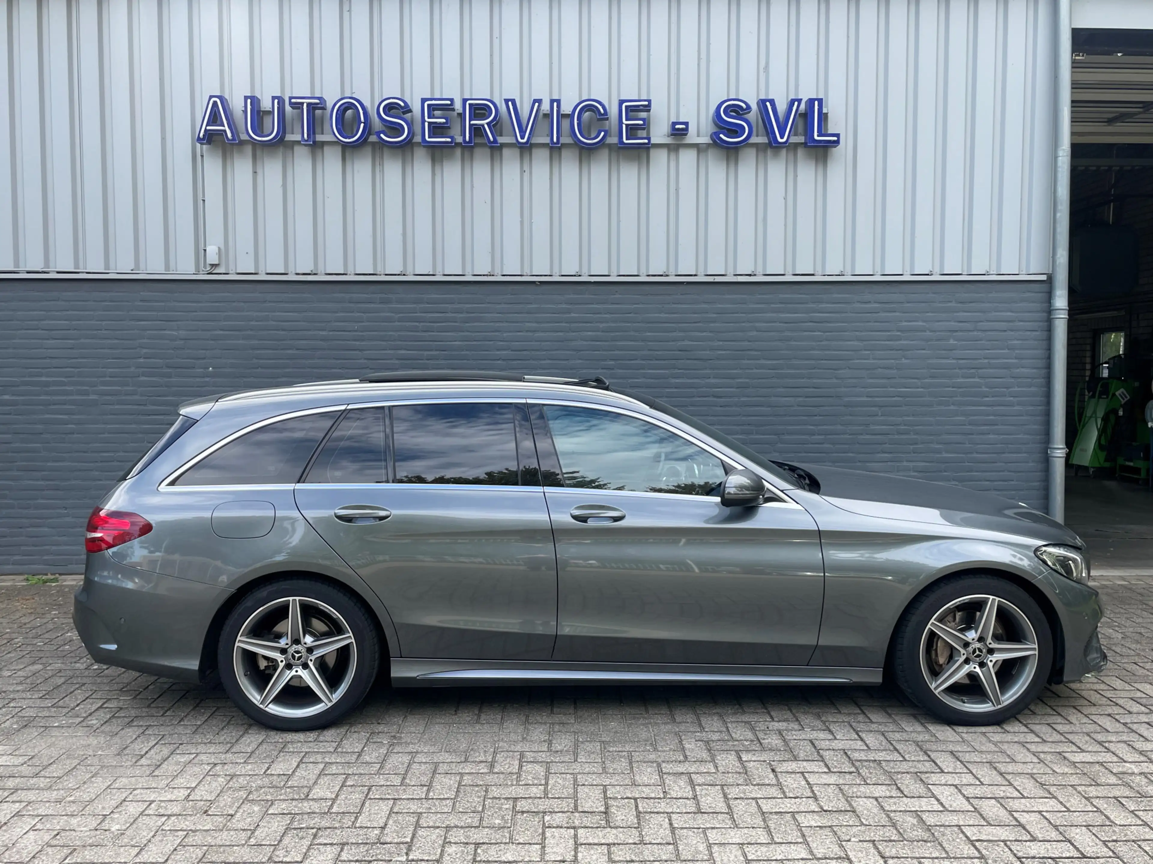 Mercedes-Benz C 180 Estate AMG Sport - Trekhaak - Panoramdak - Camera — photo 5