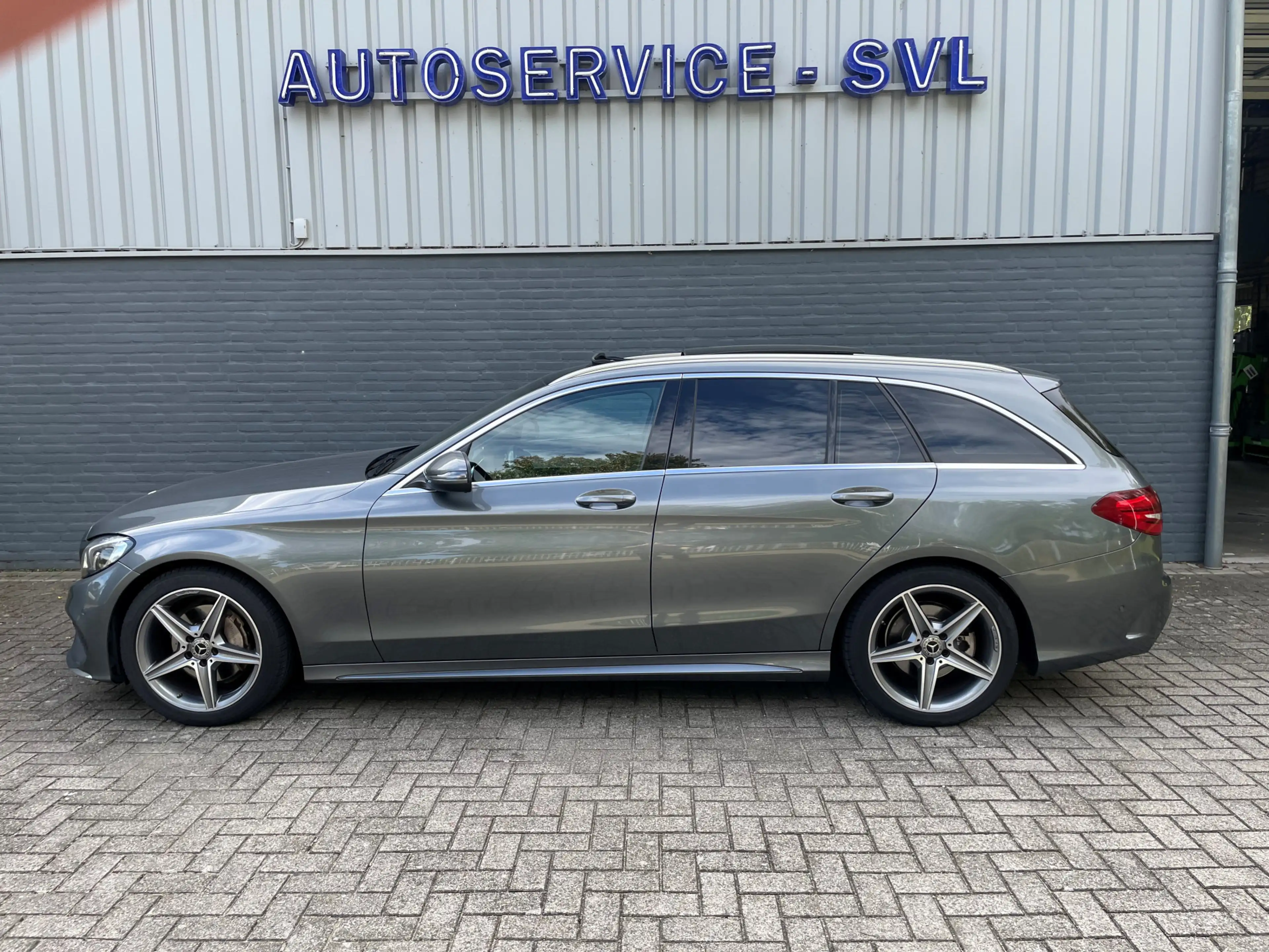 Mercedes-Benz C 180 Estate AMG Sport - Trekhaak - Panoramdak - Camera — photo 6
