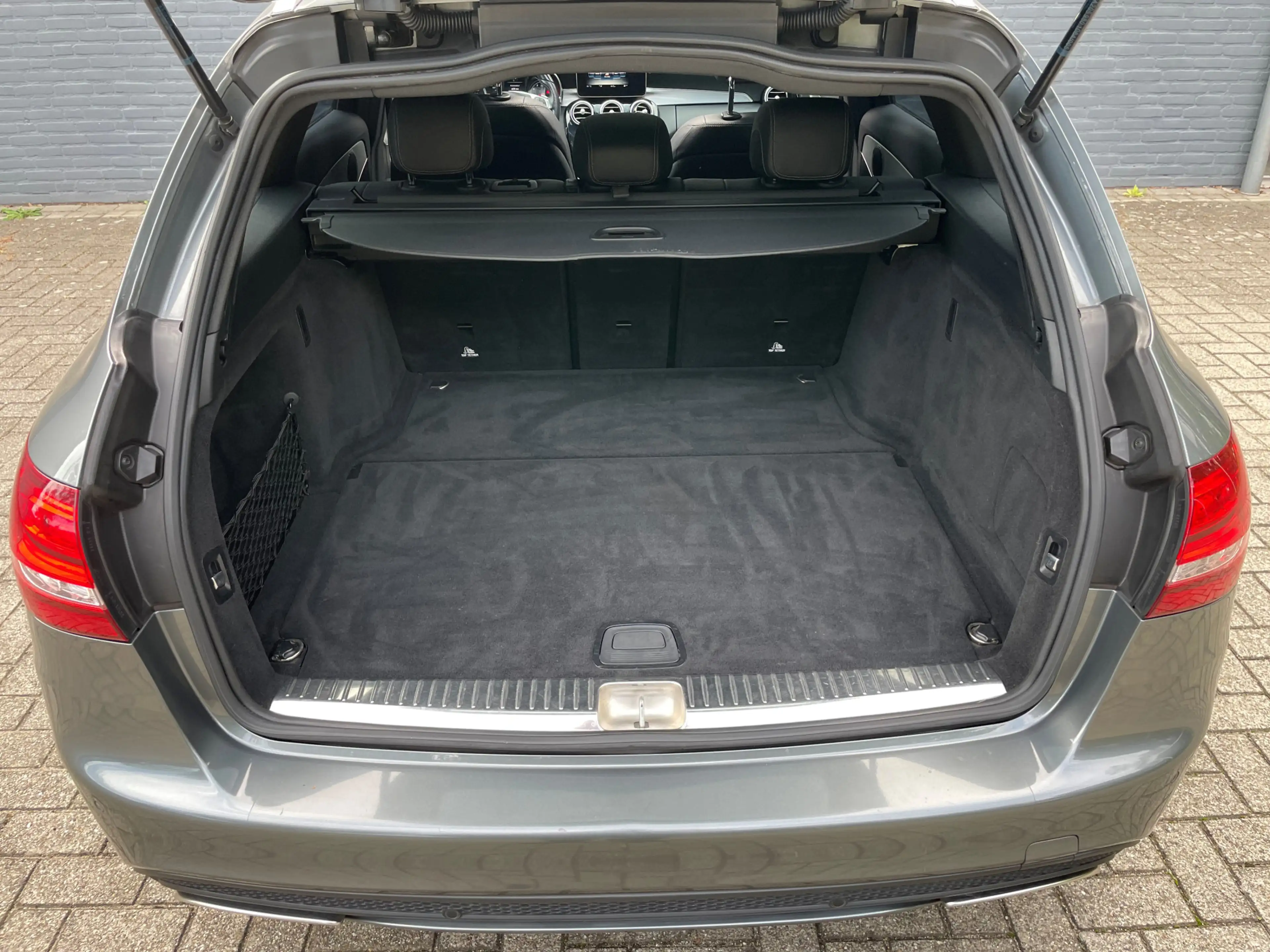 Mercedes-Benz C 180 Estate AMG Sport - Trekhaak - Panoramdak - Camera — photo 13