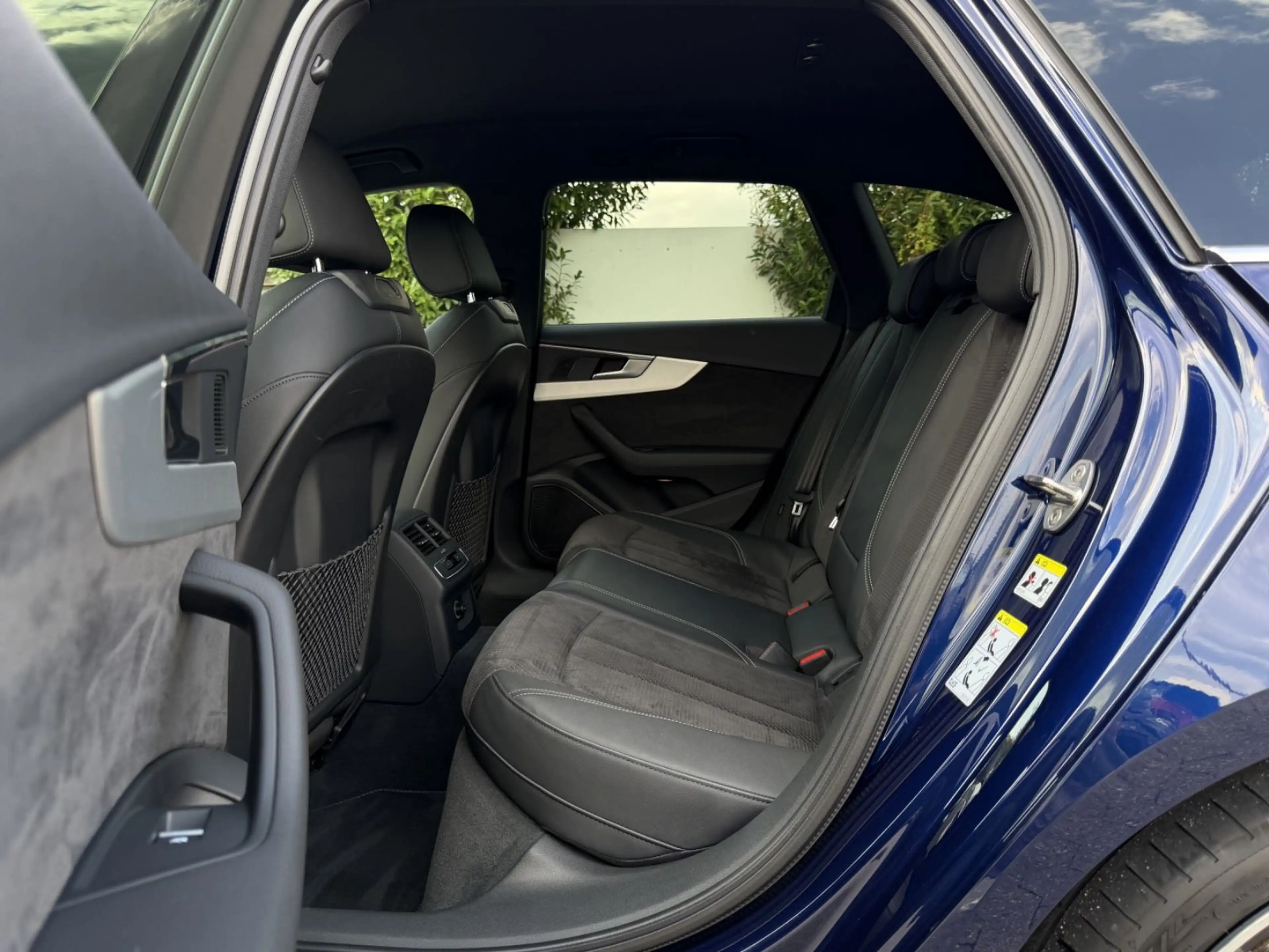 Audi S4 Avant 3.0 TFSI quattro B&O AHK LED Alcantara — photo 13