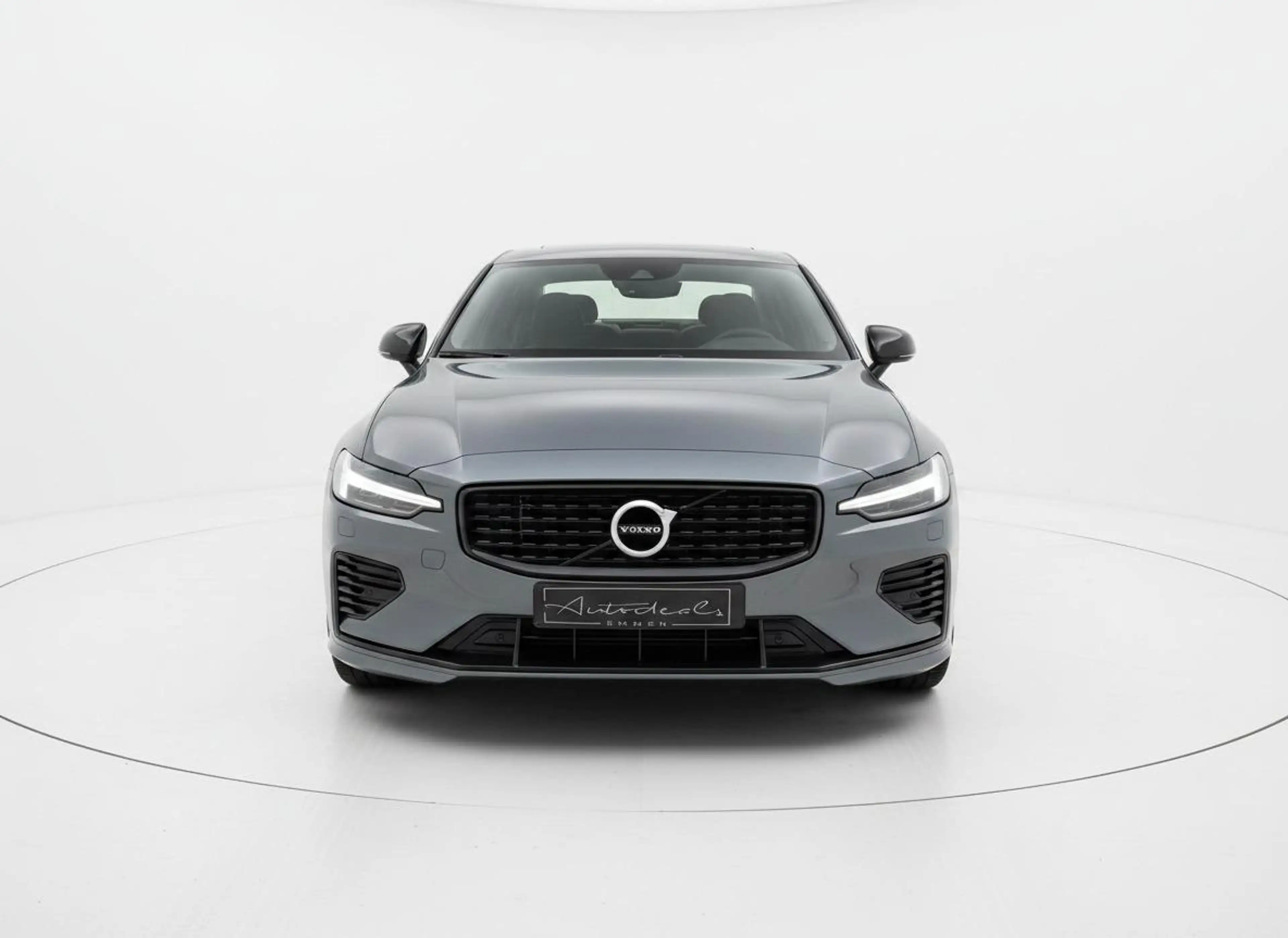 Volvo S60 2.0 Recharge T8 AWD R-Design POLESTAR — photo 6