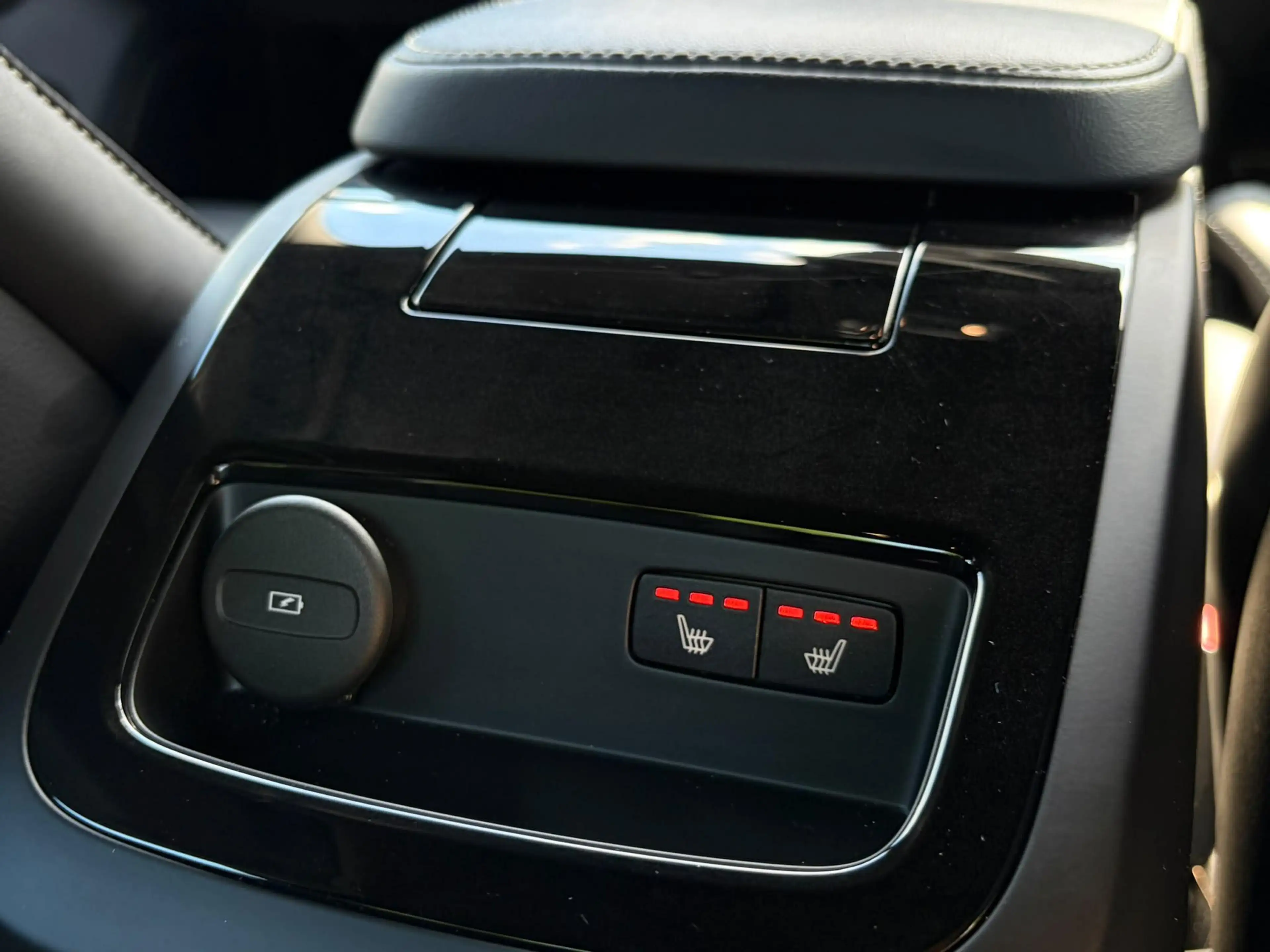 Volvo S60 2.0 Recharge T8 AWD R-Design POLESTAR — photo 15