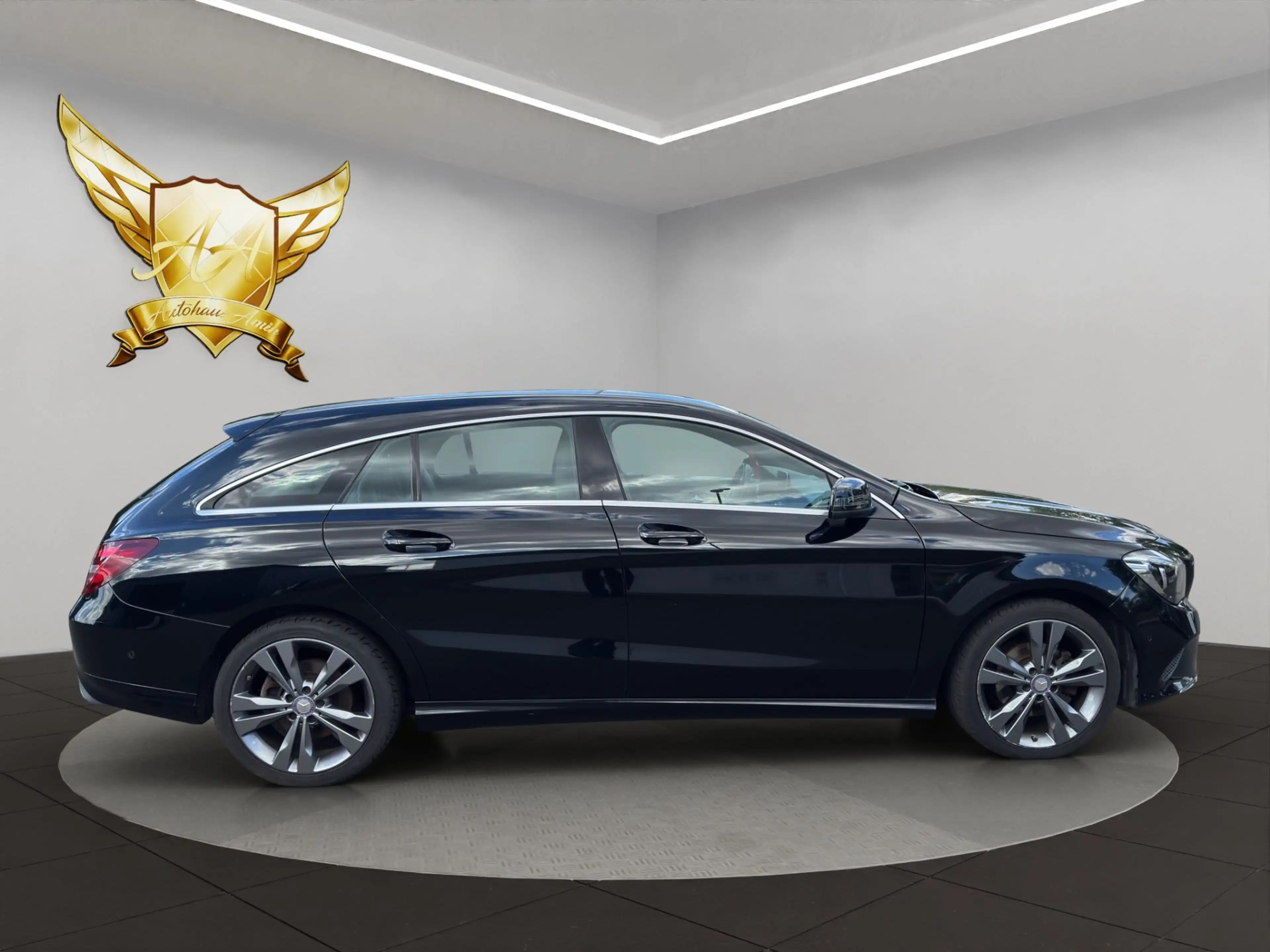 Mercedes-Benz CLA 180 Shooting Brake Score — photo 6